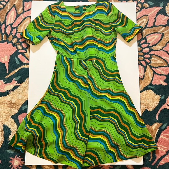 Vintage green box, zipper dress, short sleeves, square neck - Picture 1 of 5